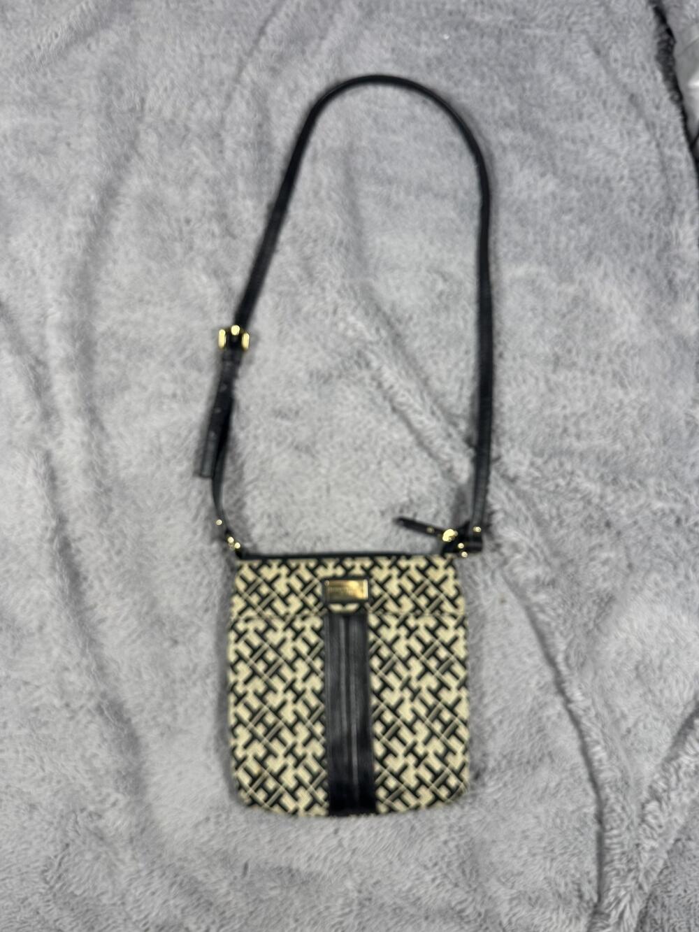 Tommy Hilfiger Crossbody Bag Womens Small Black Logo Jacquard Faux Leather Zip